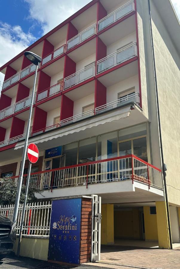 Albergo B&B Serafini Rímini Exterior foto